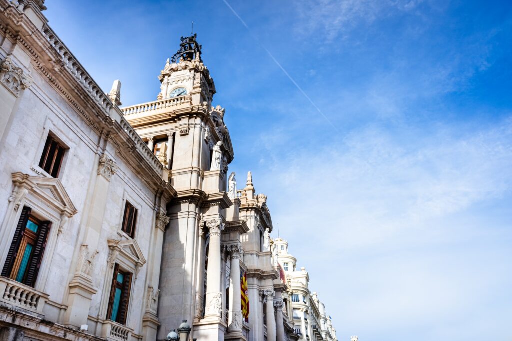 Facade of the Valencia City Council, from one of the corners, and with space for text